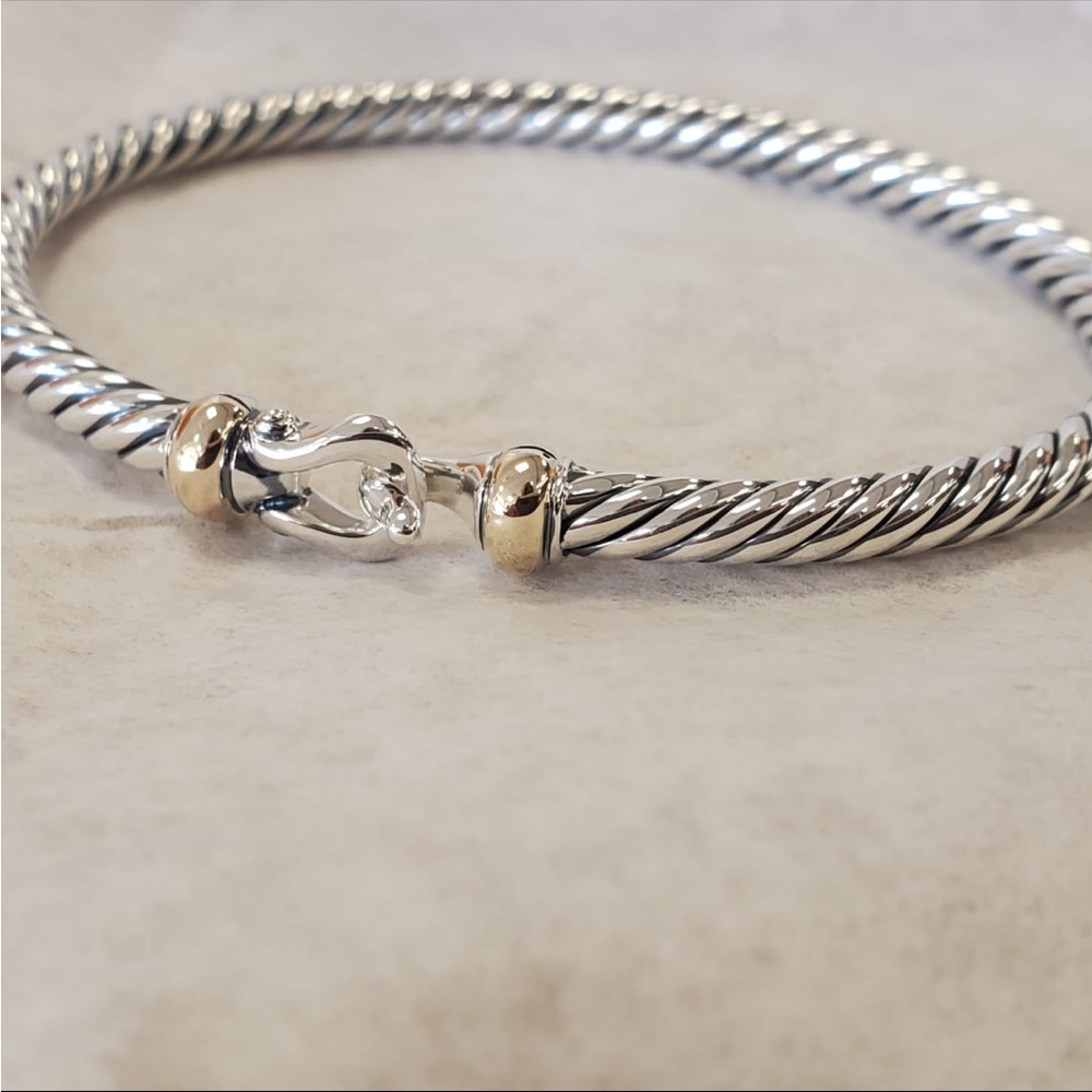 David Yurman 4mm new size  medium comes w authenticity 14k FLEX